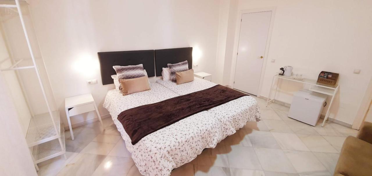 Fan Rooms Duquesa Malaga Luaran gambar