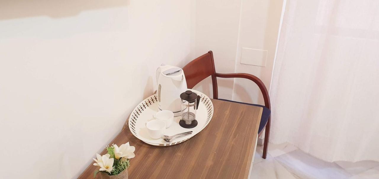 Fan Rooms Duquesa Malaga Luaran gambar