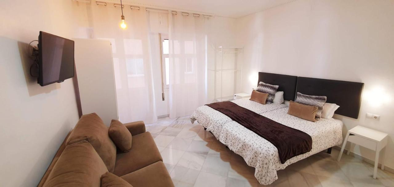 Fan Rooms Duquesa Malaga Luaran gambar